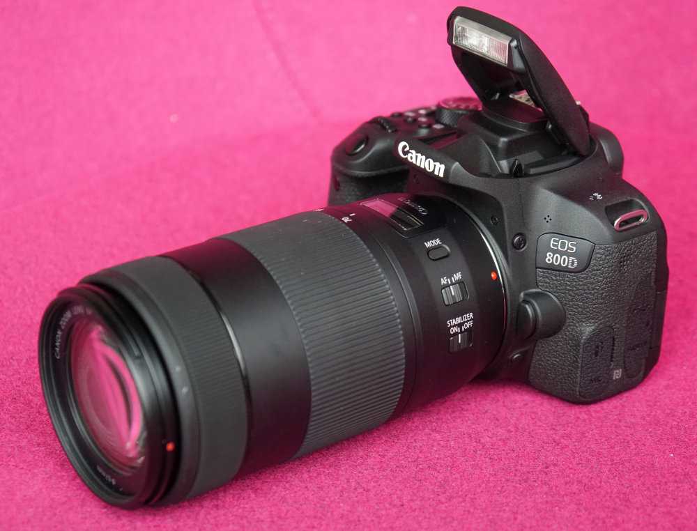 Canon EOS 800D Kit - короткий, но максимально информативный обзор. Для большего удобства, добавлены характеристики, отзывы и видео.