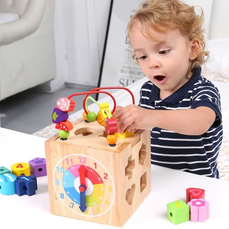Рейтинг лучших развивающих игрушек для детей от одного года в помощь родителям