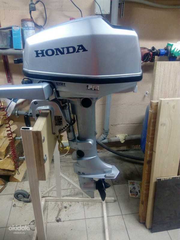 Лодочный мотор honda bf. Honda bf5. Лодочный мотор Хонда 5. Honda bf5 2011. Honda bf15 1995.