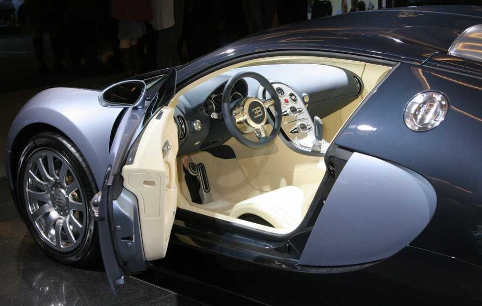 Bugatti chiron 2020-2021 цена, технические характеристики, фото, видео тест-драйв широна
