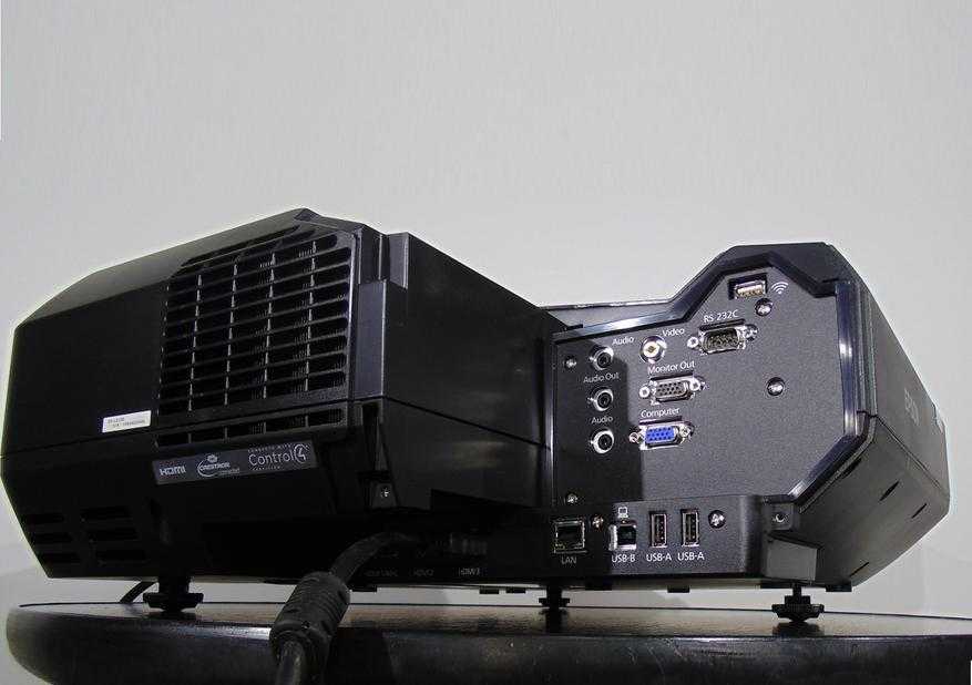 Epson eb-710ui  | купить | цена снижена |  epson eb-710 ui (v11h877040) (фотос)