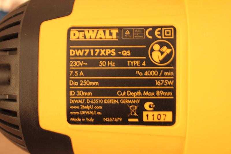 Пила торцовочная dewalt dw717xps купить в калининграде по доступной цене: характеристики и фото
