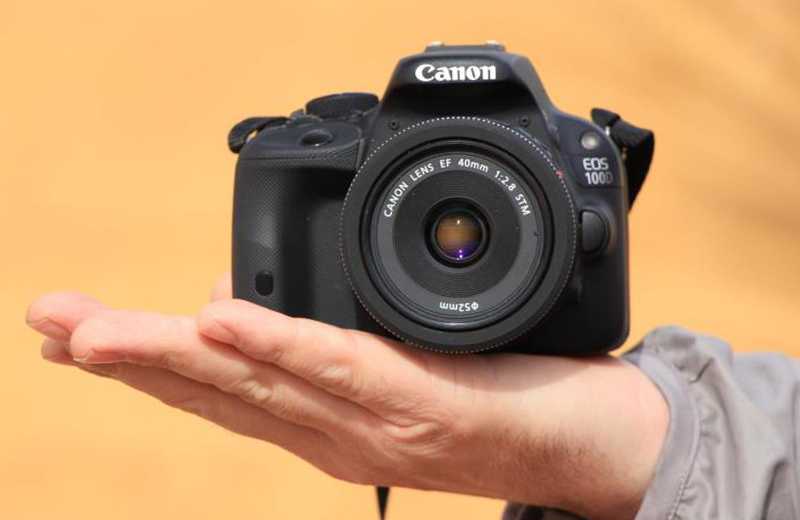 Canon EOS 200D Kit - короткий, но максимально информативный обзор. Для большего удобства, добавлены характеристики, отзывы и видео.