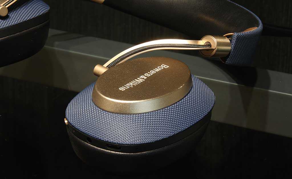 Bowers & wilkins px vs bowers & wilkins px7